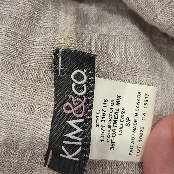 NEW Kim & Co Ribbed Turtleneck Oatmeal colour - Picture 3 of 7